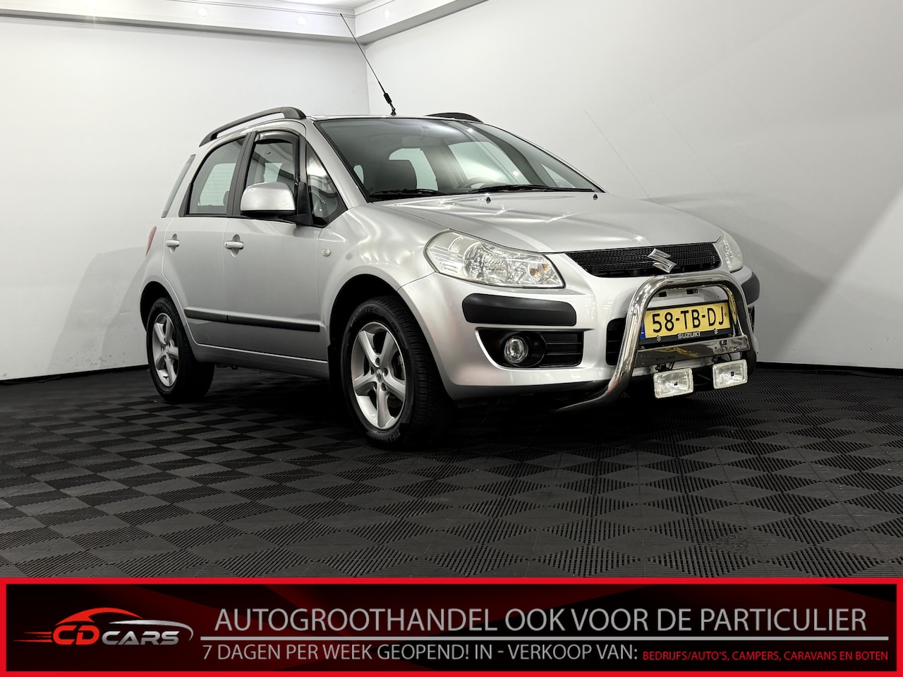 Suzuki SX4 - 1.6 Exclusive Clima, Navi, Mistlamp, Lichtmetalen velgen, Trekhaak - AutoWereld.nl
