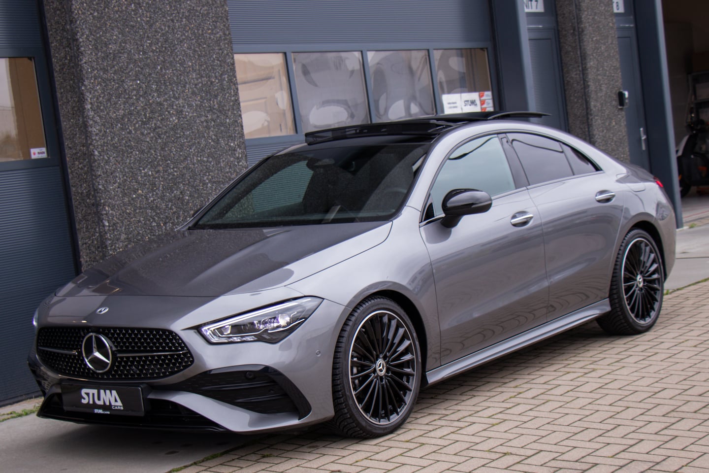 Mercedes-Benz CLA-Klasse - 180 AMG Line | Facelift | Night | Pano | Multibeam LED | Keyless | Camera | Carplay Voorbe - AutoWereld.nl
