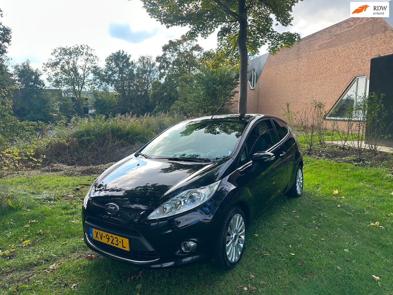 Ford Fiesta - 1.4 Trend Airco PDC NW APK - AutoWereld.nl