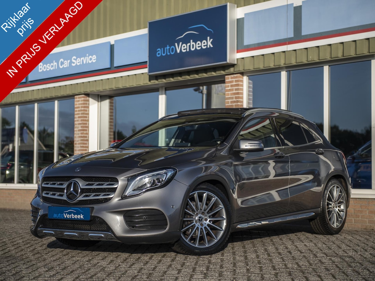Mercedes-Benz GLA-Klasse - 250 4Matic | AMG | Pano | 19" LMV | LED | El.achterklep | Achteruitrijcamera | Keyless Go - AutoWereld.nl