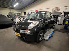 Nissan Micra - 1.0 basis