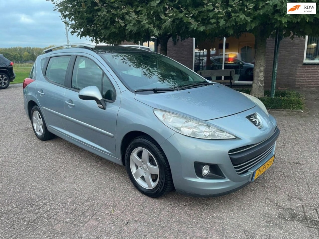 Peugeot 207 SW - 1.6 VTi XS 1.6 VTi XS - AutoWereld.nl