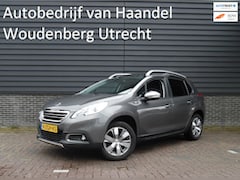 Peugeot 2008 - 1.2 PureTech Style Navi Panoramadak Trekhaak Airco Climate controle