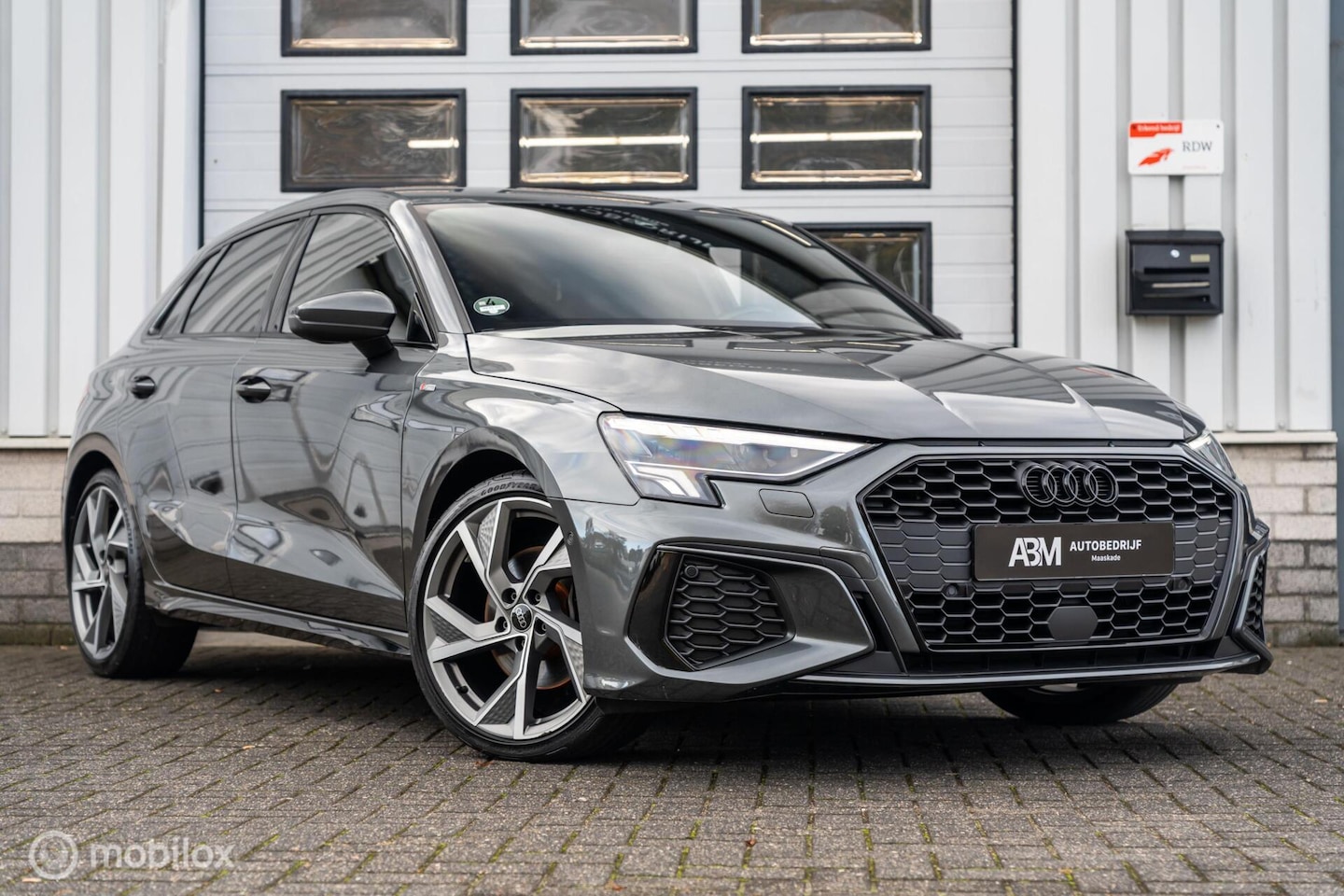 Audi A3 Sportback - 35 TDI 3X S-LINE MATRIX B&O Edition one - AutoWereld.nl