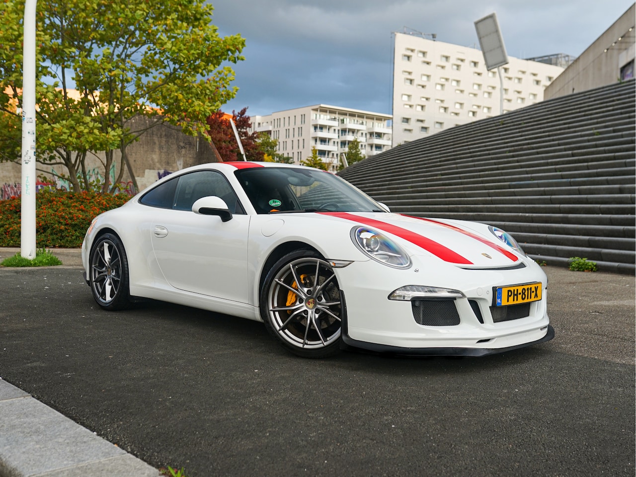Porsche 911 - [991] 3.4 Carrera 'R' l KW Lift l GT3-bumpers l Centrale sportuitlaten l Sportstoelen - AutoWereld.nl