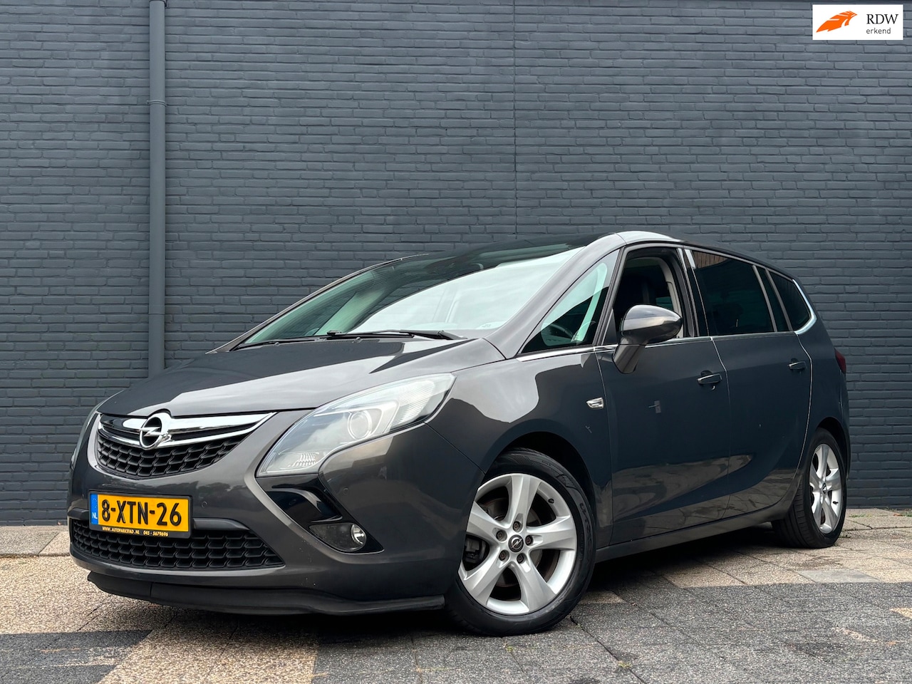 Opel Zafira Tourer - 1.4 Design | Pano | 7-Persoons | Trekhaak - AutoWereld.nl