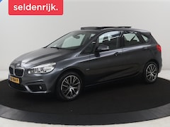 BMW 2-serie Active Tourer - 220i High Executive | Panoramdak | Leder | Trekhaak | Cruise control | Head-up | Stoelverw