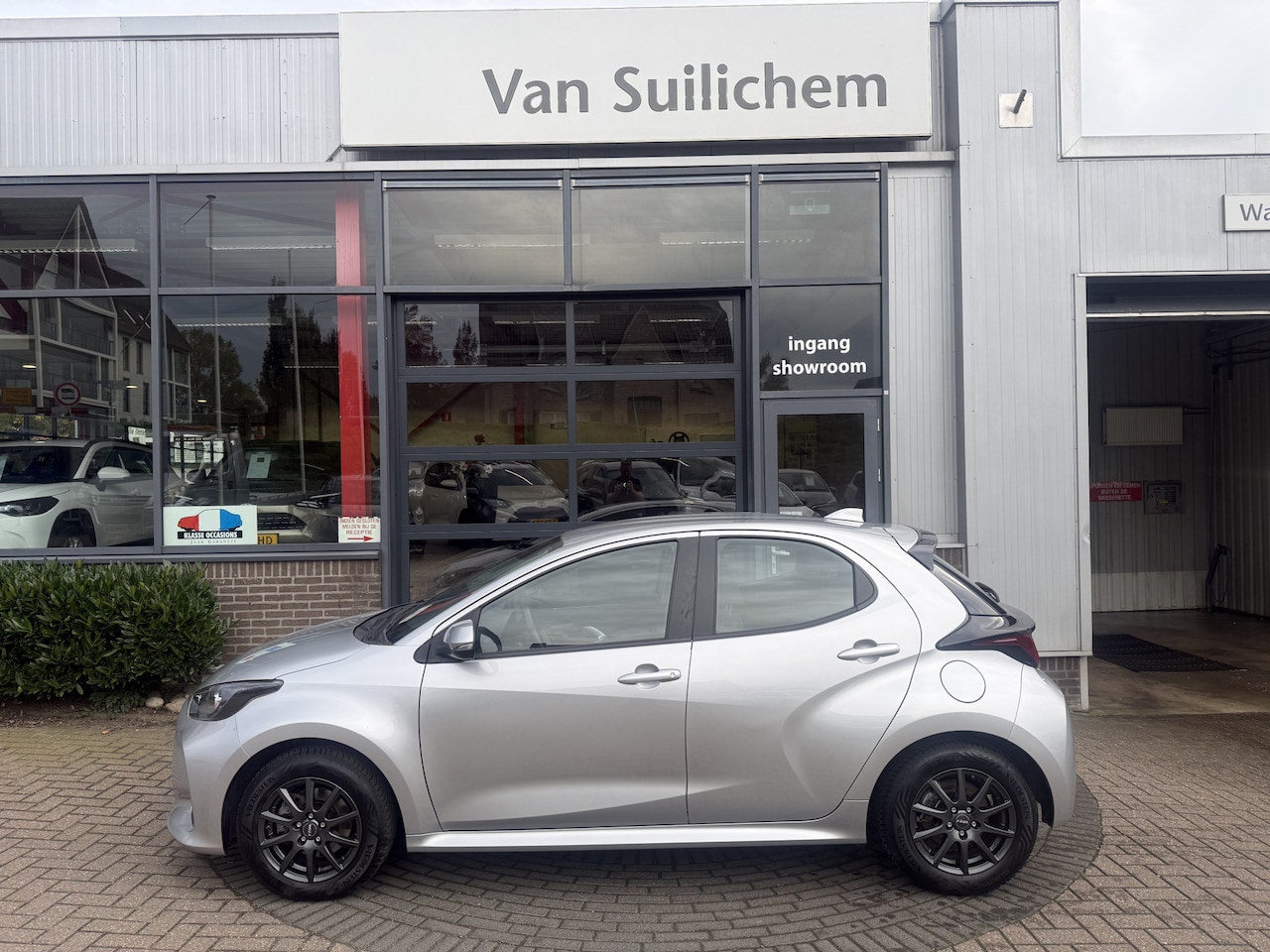 Toyota Yaris - 1.5 Hybrid 115 Business - AutoWereld.nl