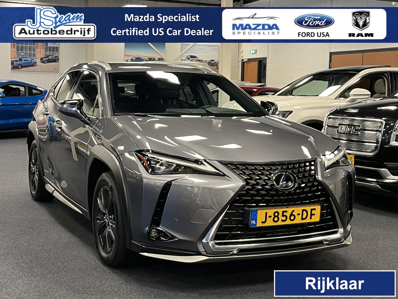 Lexus UX - 250h Hybrid |First Edition | SUV-Pack | Alcantara | Trekhaak | Camera | PDC - AutoWereld.nl