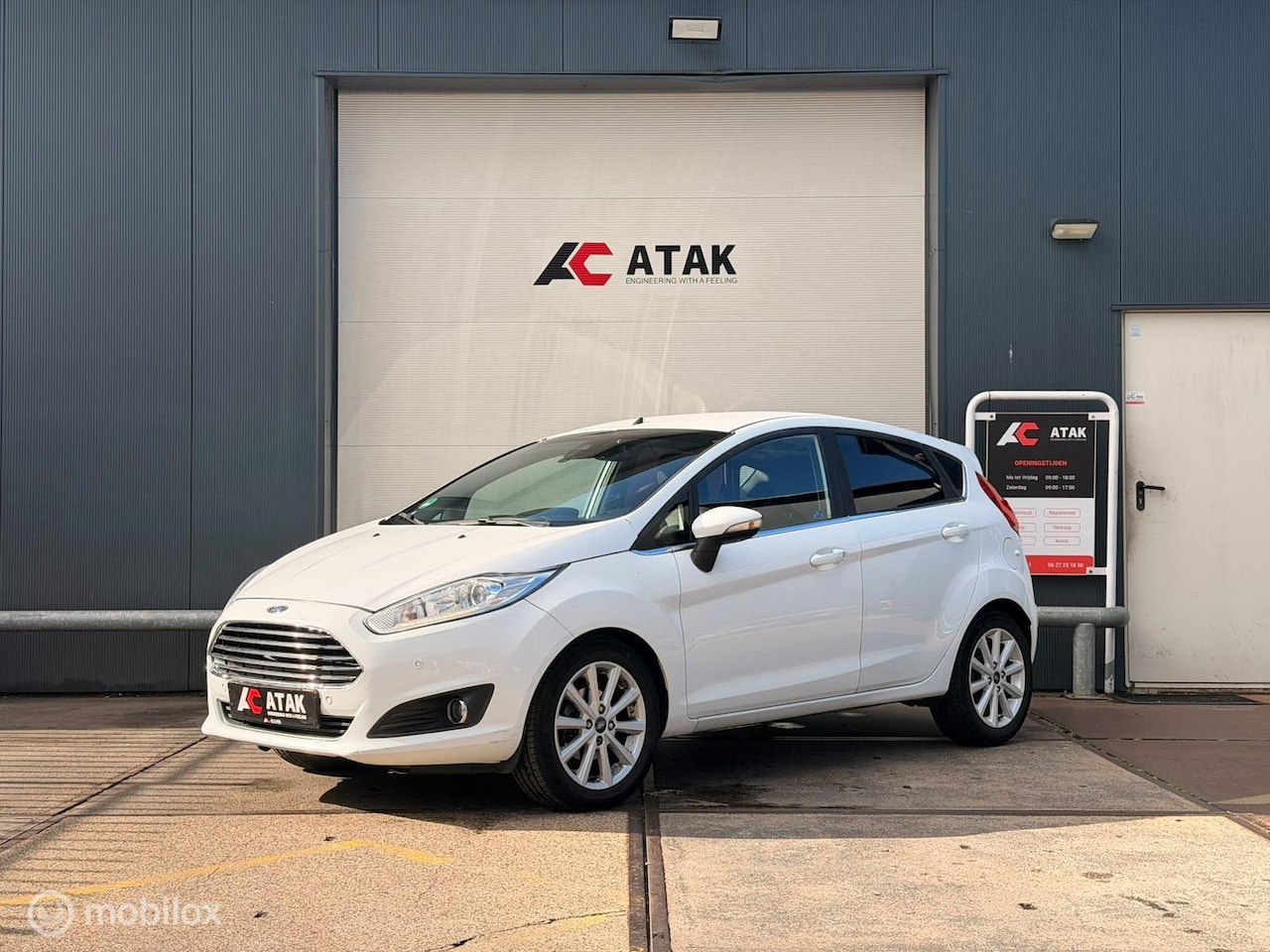 Ford Fiesta - 1.0 EcoBoost Titanium Automaat - AutoWereld.nl