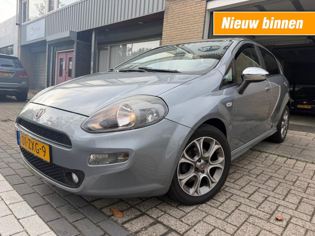 Fiat Punto Evo - 0.9 TwinAir Sport CLIMA LMV 4 ELECT. RAMEN NAP APK - AutoWereld.nl