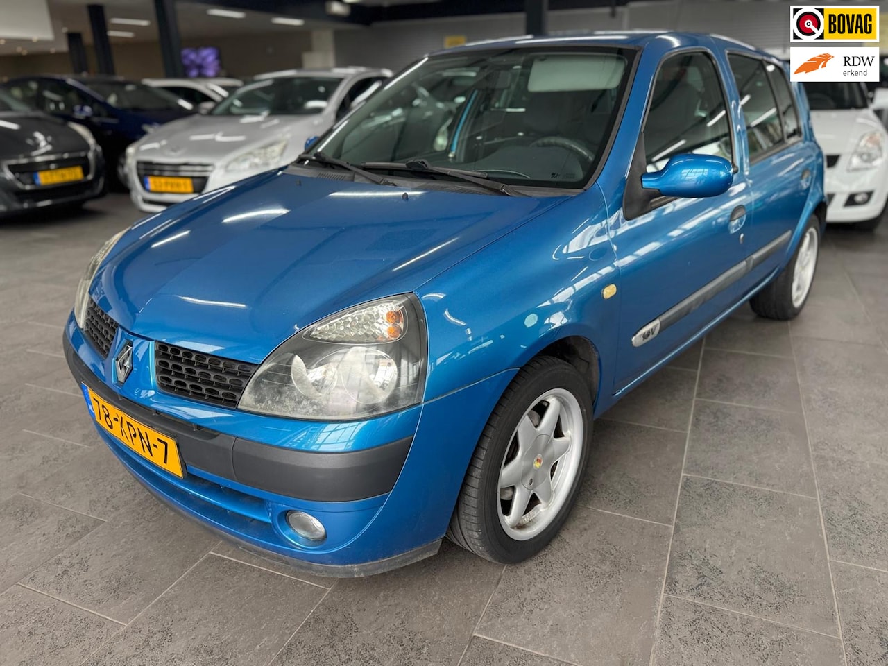 Renault Clio - 1.2-16V RT 5-deurs airco elektrische rame+spiegels lm-velgen - AutoWereld.nl