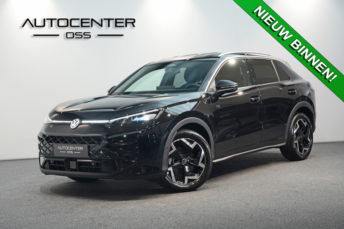 Volkswagen T-Roc - 1.5 eTsi DSG R-Line | CAMERA | ACC | APPLE CARPLAY / ANDROID AUTO | KEYLESS | - AutoWereld.nl