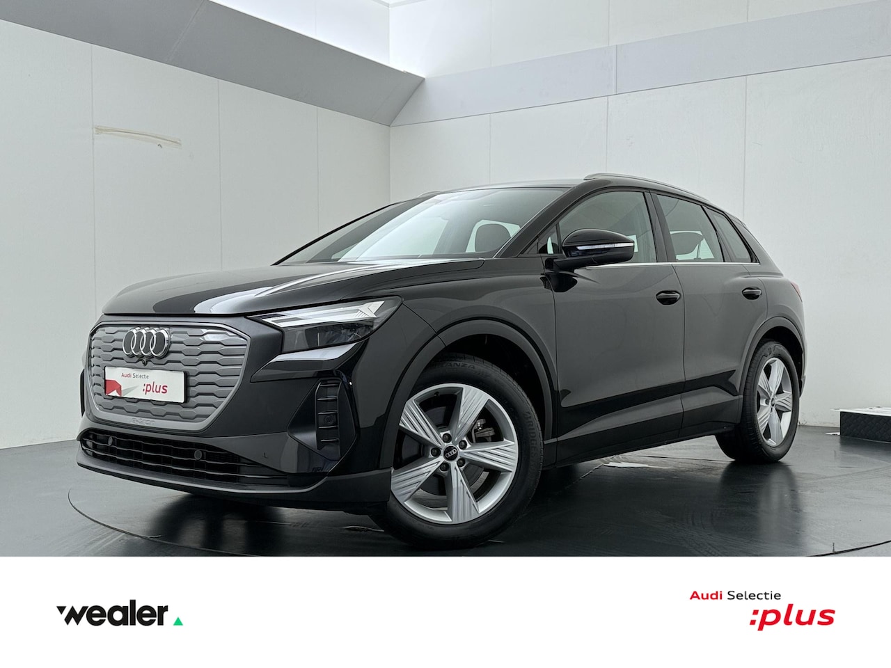 Audi Q4 e-tron - 35 Launch edition 55 kWh | 170 PK | SoH % | Stoelverwarming | Apple Carplay / Android Auto - AutoWereld.nl