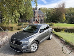 Volkswagen T-Roc - 1.0 TSI Style | Camera | Adaptive | CarPLay | Nieuwe Service & APK | Garantie |