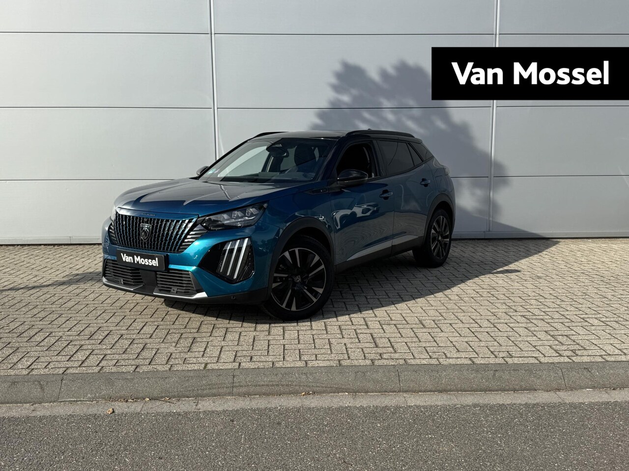 Peugeot 2008 - 1.2 Hybrid 145 GT | Stoelverwarming | Camera | Adaptieve Cruise Control | Trekhaak | Apple - AutoWereld.nl