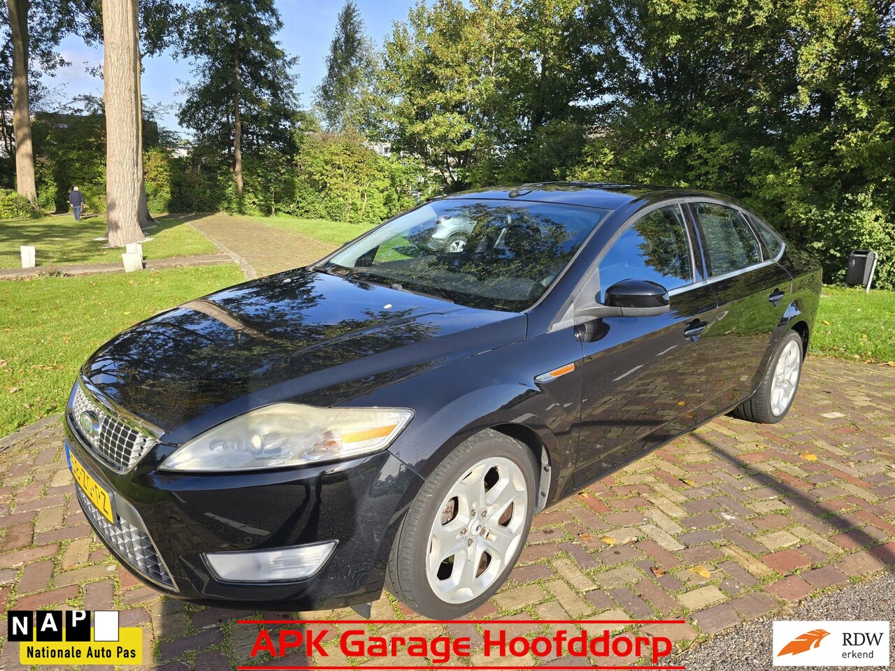 Ford Mondeo - 2.3-16V Titanium AUTOMAAT / Boekjes - AutoWereld.nl