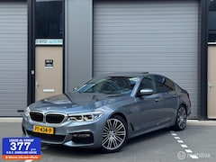 BMW 5-serie - 520d High Executive / Pano / 19 inch / head-up / camera / automaat / Dealeronderhouden