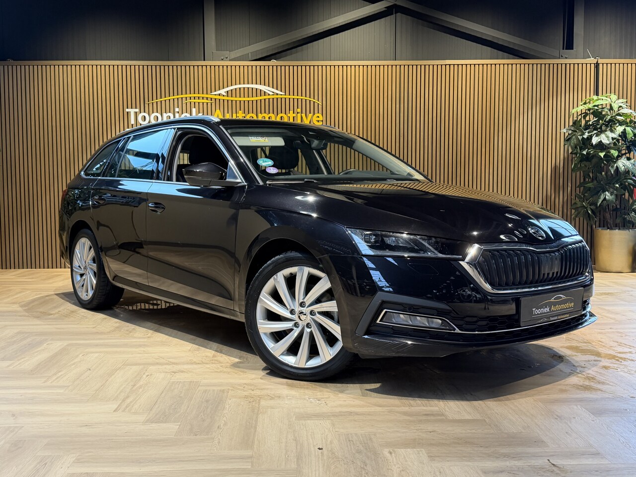 Skoda Octavia Combi - 1.4 TSI iV PHEV Business Edition Plus 1.4 TSI iV PHEV Business Edition Plus - AutoWereld.nl