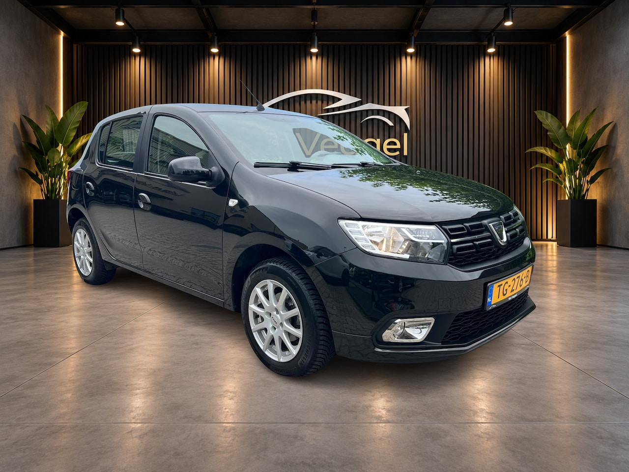 Dacia Sandero - 0.9 TCe Laureate trekhaak, airco, cruise, pdc - AutoWereld.nl