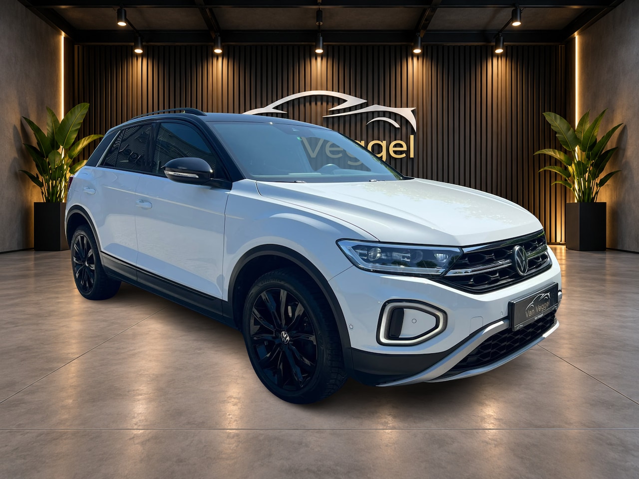 Volkswagen T-Roc - 1.0 TSI Life camera, virtual cockpit, cruise, pdc - AutoWereld.nl