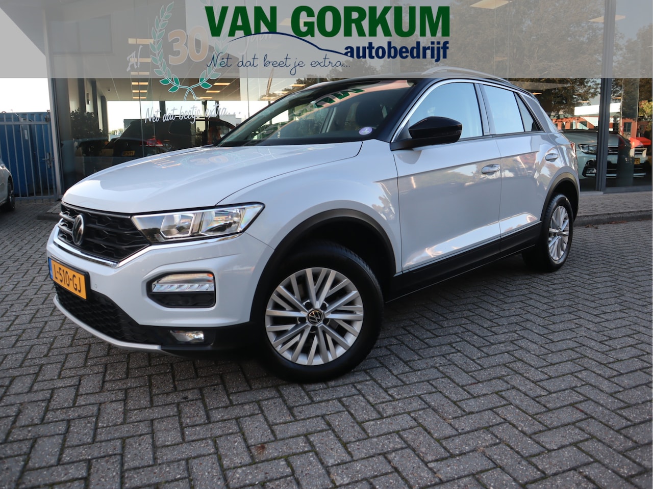 Volkswagen T-Roc - 1.5 TSI Style Business Automaat Dealer onderhouden - AutoWereld.nl