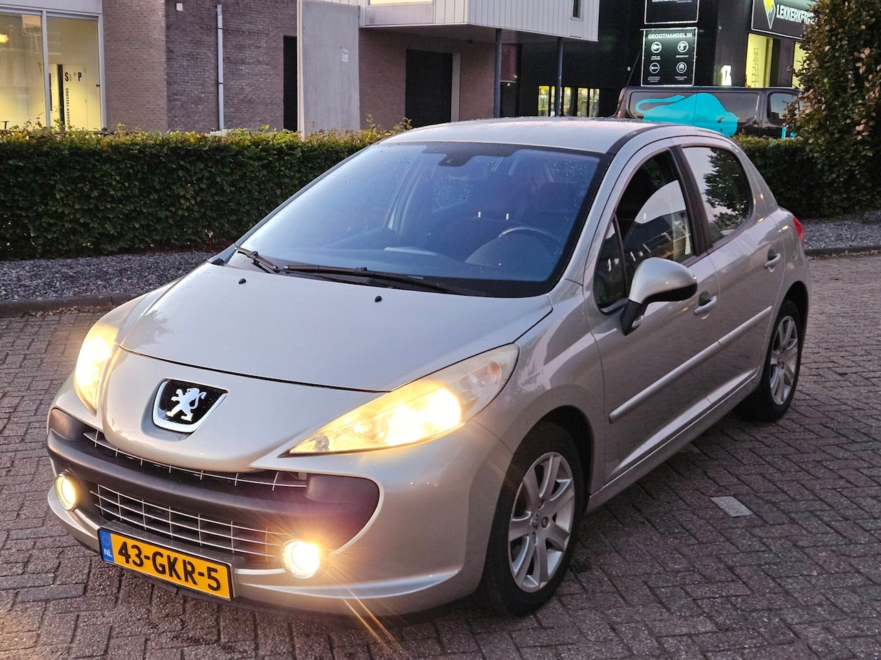 Peugeot 207 - 1.6 VTi XS Pack apk 20-07-2027 - AutoWereld.nl