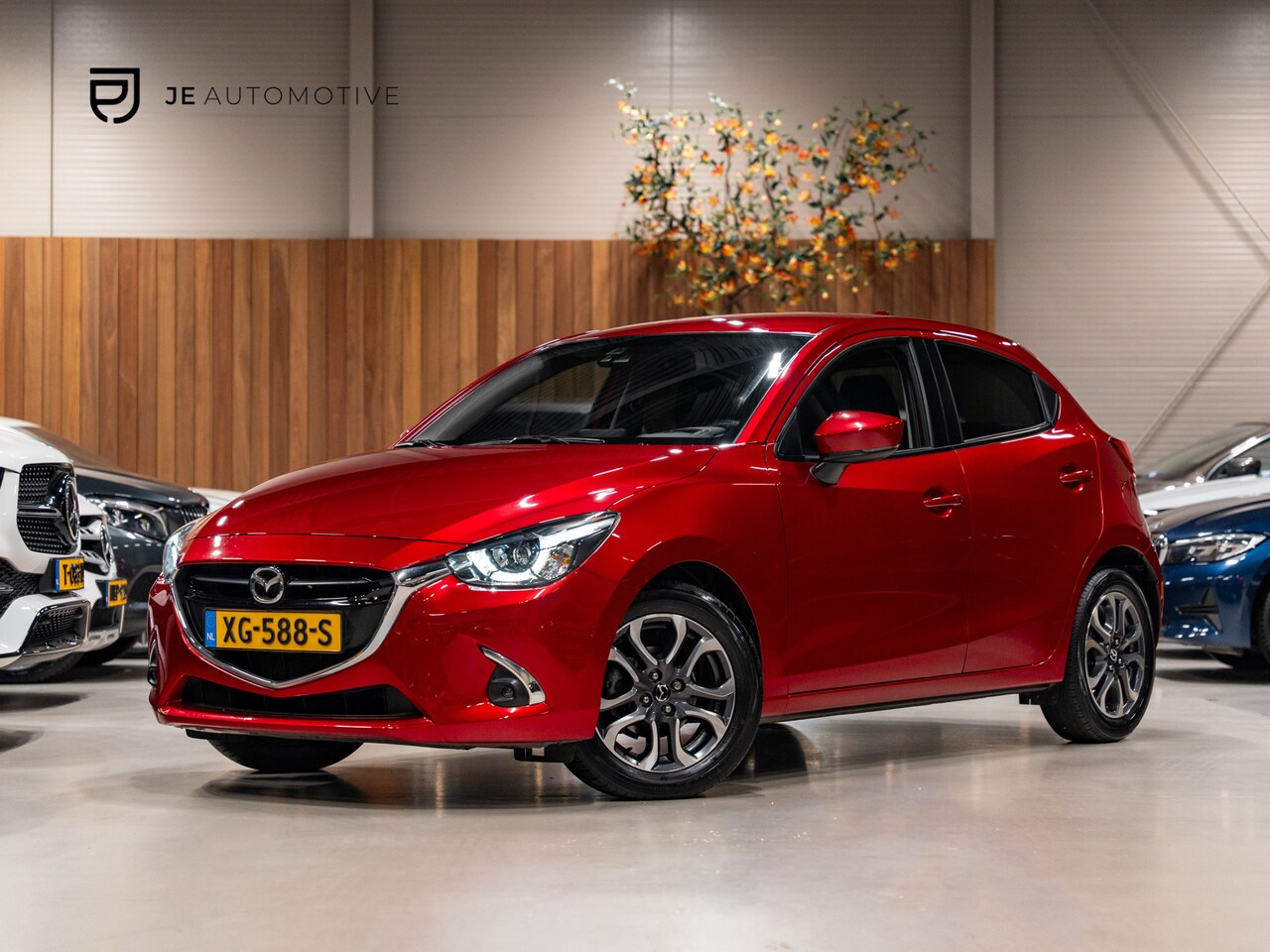 Mazda 2 - 1.5 Skyactiv-G GT-M Automaat, Hud, Cam, Navi, PDC, Private Glas, Voll Led, Dealer Onderhou - AutoWereld.nl