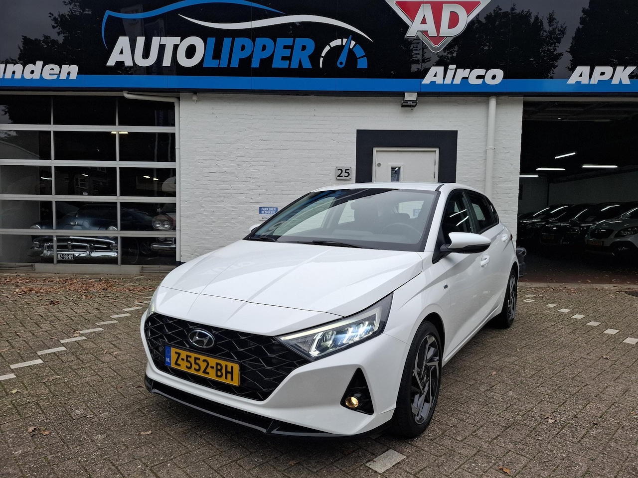 Hyundai i20 - 1.0 T-GDI Comfort /Automaat/carplay/camera/navigatie - AutoWereld.nl