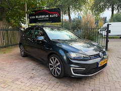 Volkswagen Golf - 1.4 TSI GTE Xenon Pano Leder Nav Camera
