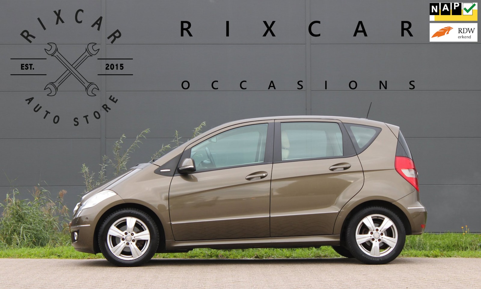 Mercedes-Benz A-klasse - 160 Business Class Avantgarde Automaat Stoelverwarming AllSeason !!NIEUWBINNEN!! - AutoWereld.nl