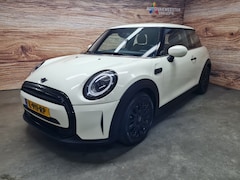 MINI 3-Deurs - (f56) 1.5 One Classic 1e eigen. Sportint. Led Carplay / Dab all-in prijs + 12 mnd garantie