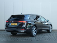 Volkswagen Passat Variant - 1.5 eHybrid 204pk Business | Trekhaak | Camera | Travel Assist | Allseasonbanden |