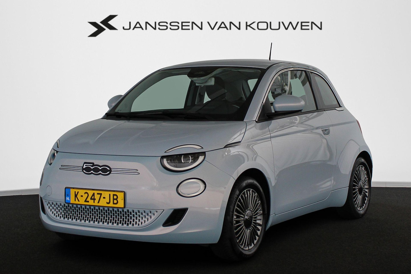Fiat 500 - Icon 42 kWh LED Camera Keyless Apple CarPlay - AutoWereld.nl