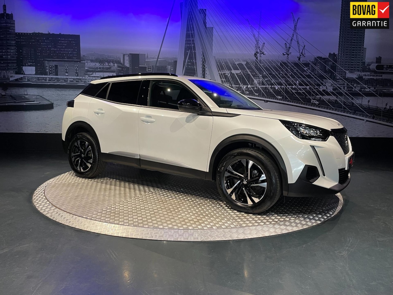 Peugeot 2008 - 1.2 PureTech Allure *Camera*Carplay*Led*Keyless - AutoWereld.nl