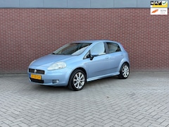 Fiat Grande Punto - 1.4 Dynamic 5-deurs / Nap / Airco / Cruise /