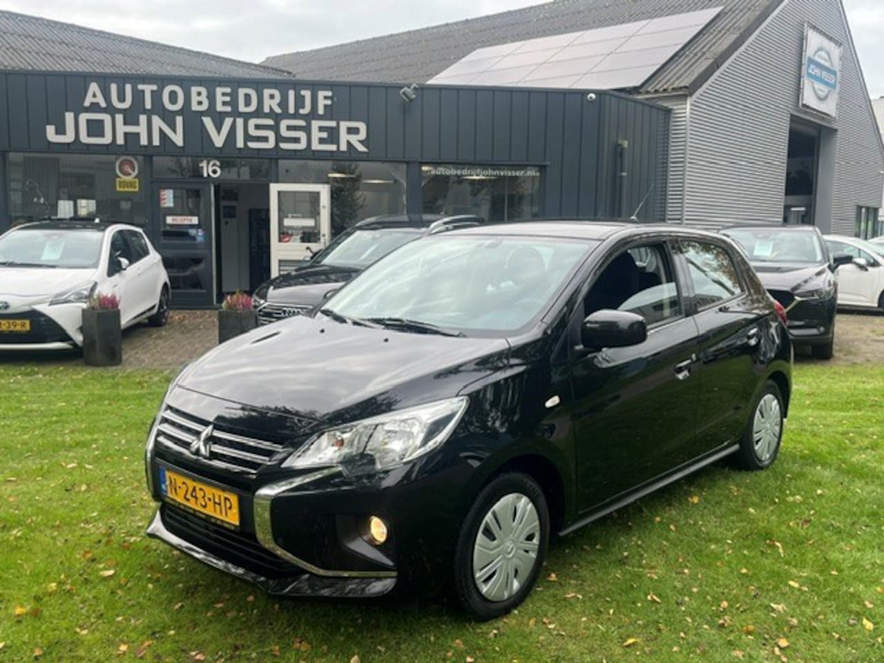 Mitsubishi Space Star - 1.2 Cool+|Origineel Nederlands | Zwart | Uitstekend Onderhouden | Start/Stop | Airco | Zui - AutoWereld.nl