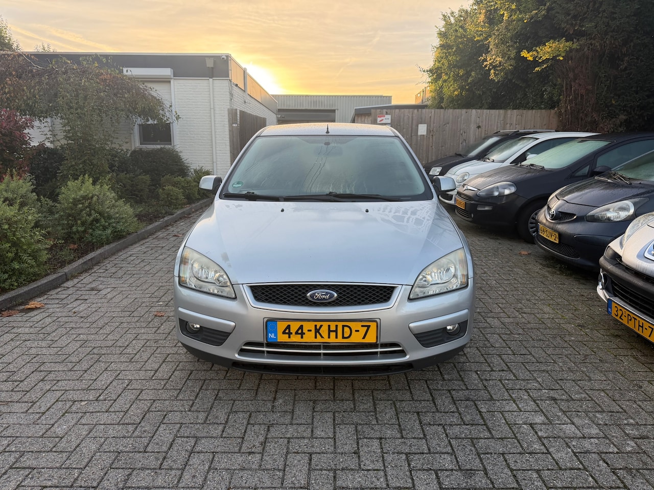 Ford Focus Wagon - 1.6-16V Ambiente 1.6-16V Ambiente - AutoWereld.nl