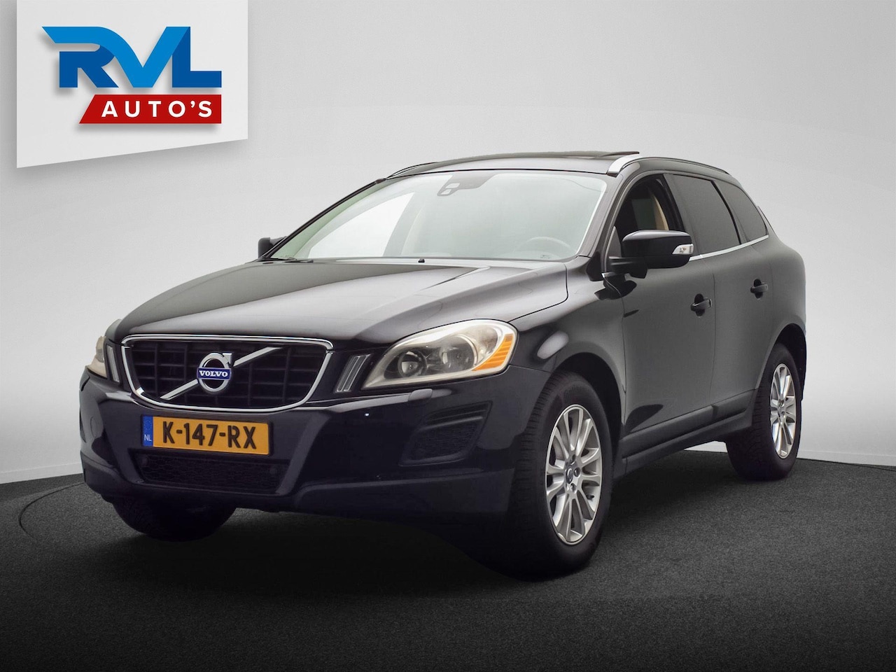Volvo XC60 - 3.0 T6 AWD Summum Automaat 305PK Trekhaak Leder Camera Panorama-dak - AutoWereld.nl