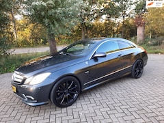 Mercedes-Benz E-klasse Coupé - 250 AMG AIRCO VOL LEER 19INC