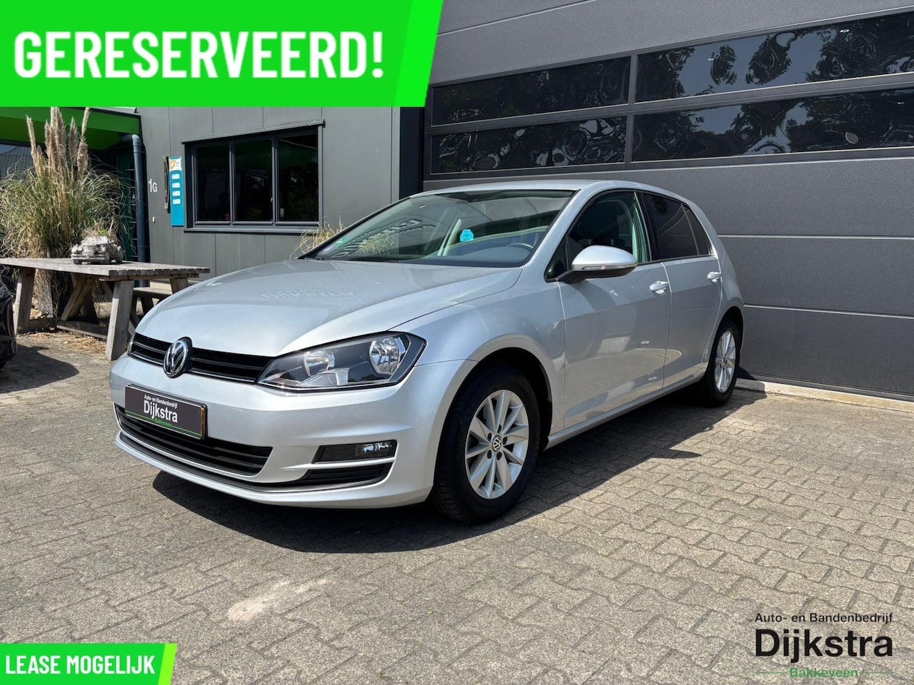 Volkswagen Golf - 1.2 TSI Business Edition Connected | Climate Control | Cruise Control | Trekhaak |56.675 k - AutoWereld.nl