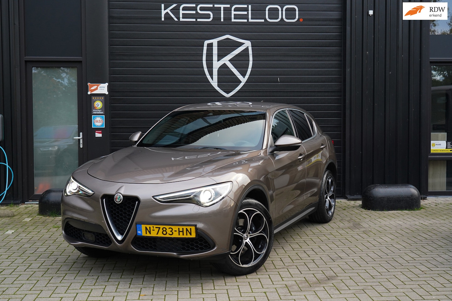 Alfa Romeo Stelvio - 2.0 T AWD Super Q4 SPORTPAKKET/LEER/KEYLESS/STOEL EN STUUR VERWARMING/MEMORY/ - AutoWereld.nl