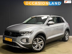Volkswagen T-Roc - 1.5 TSI Life 75 Edition|NAP|PDC|ACC|CAMERA|CARPLAY|NAVI|BLUETOOTH|TREKHAAK|17INCH|