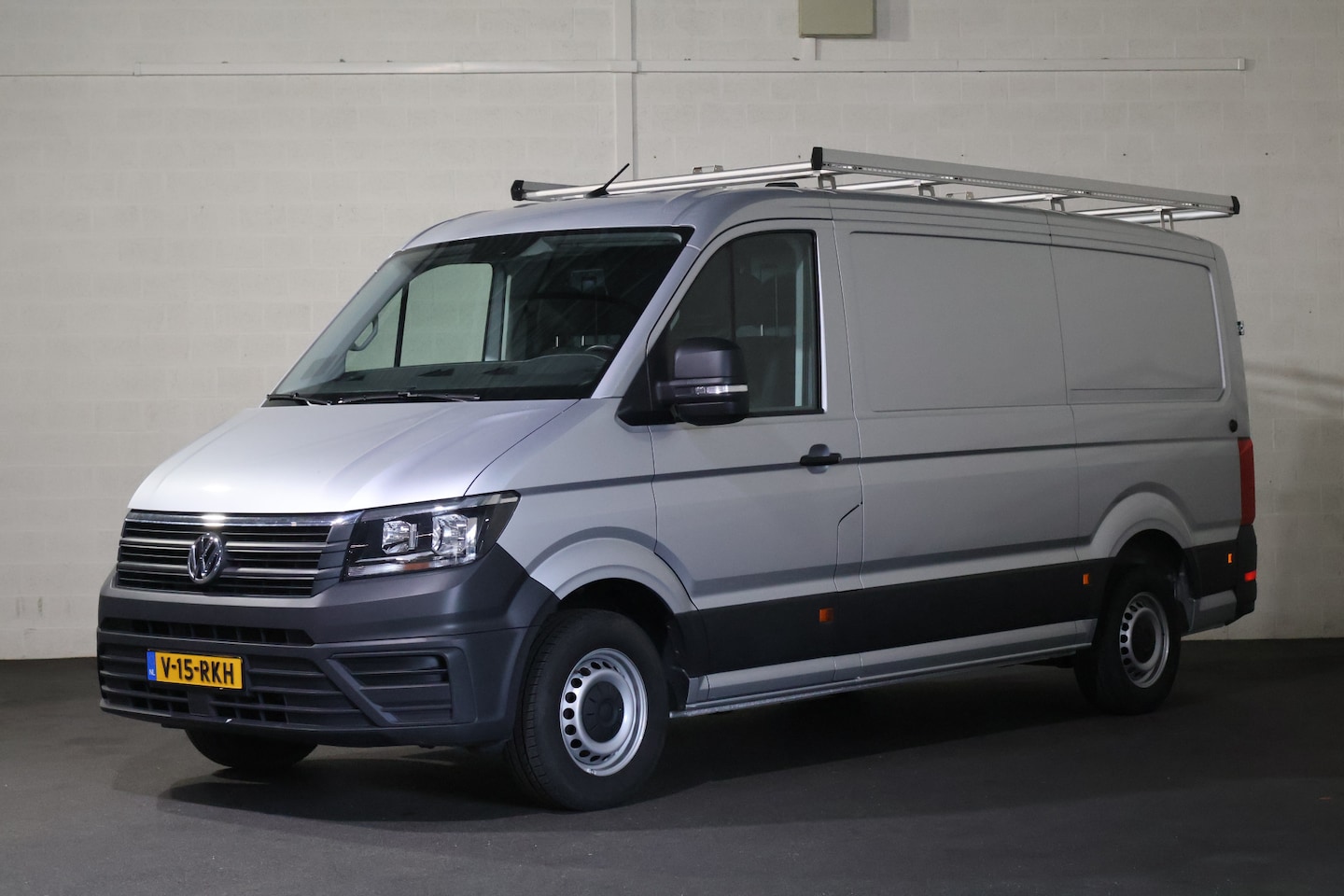Volkswagen Crafter - 2.0 TDI 140pk Automaat L3 H2 (Wordt verwacht) - AutoWereld.nl