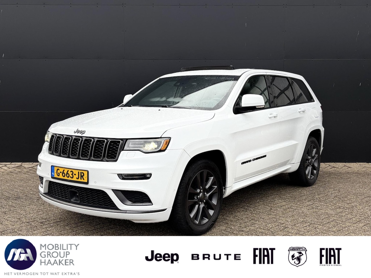 Jeep Grand Cherokee - 3.6 Summit | Schuif-kanteldak | Stoelverwarming | Trekhaak - AutoWereld.nl