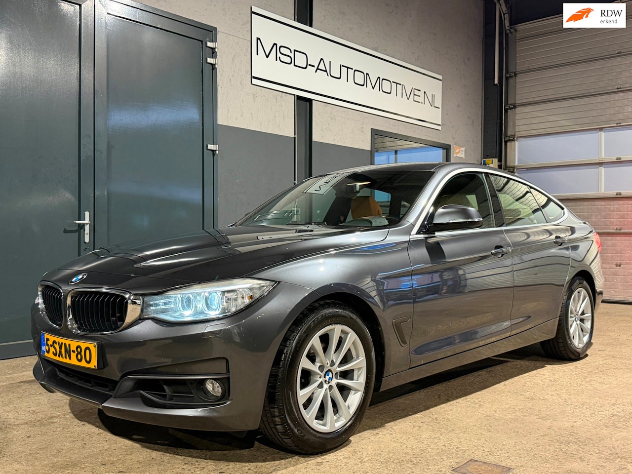 BMW 3-serie Gran Turismo - 320i Executive Xenon Leer Stoelverwarming Nap - AutoWereld.nl