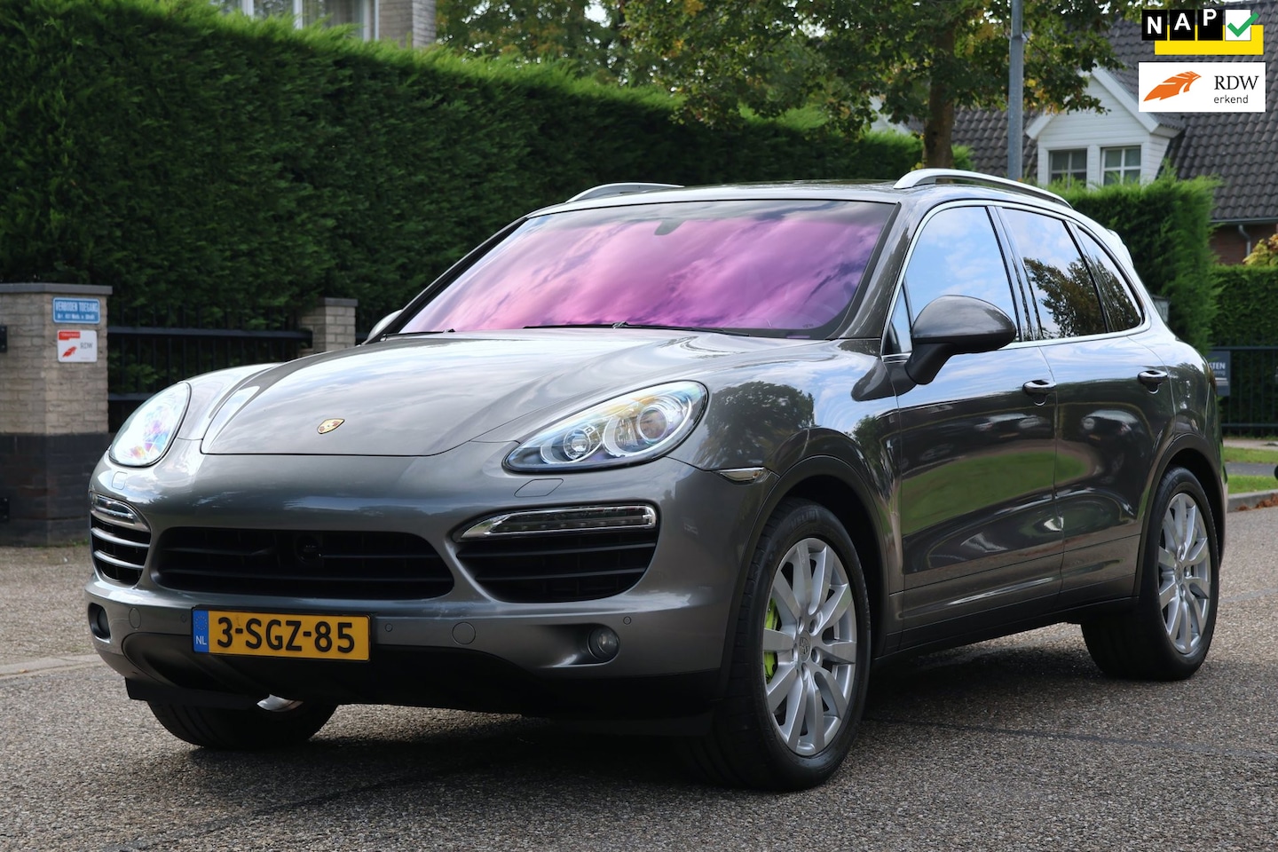 Porsche Cayenne - 3.0 S Hybrid | PANO | LUCHTVERING | SPORT CHRONO | LEDER | ZEER MOOIE GOED ONDERHOUDEN AUT - AutoWereld.nl