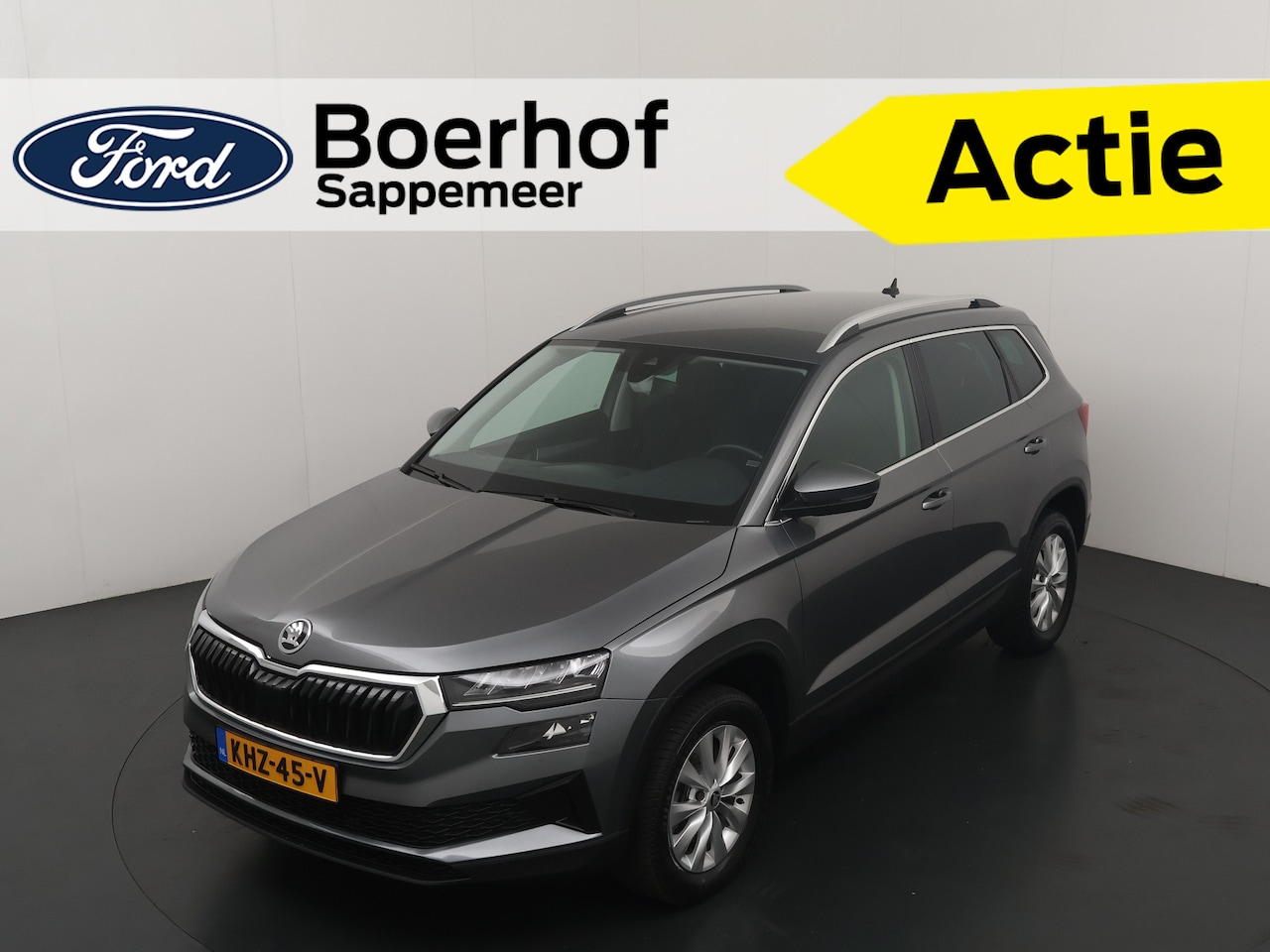 Skoda Karoq - 1.5 TSI ACT 150pk Business Edition | Camera | Cruise Control | Climate Control | Apple Car - AutoWereld.nl