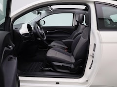 Fiat 500 C - 500e Icon 42 kWh | Navigatie | Parkeersensoren | Stoelverwarming | 16" Lichtmetalen velgen