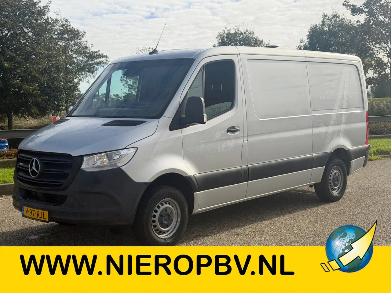 Mercedes-Benz Sprinter - 315CDI L2H1 Airco Trekhaak AppleCarplay EURO 6 - AutoWereld.nl